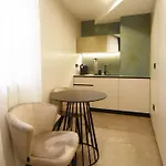 Apartment Grandeur
