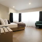 Apartment Grandeur *